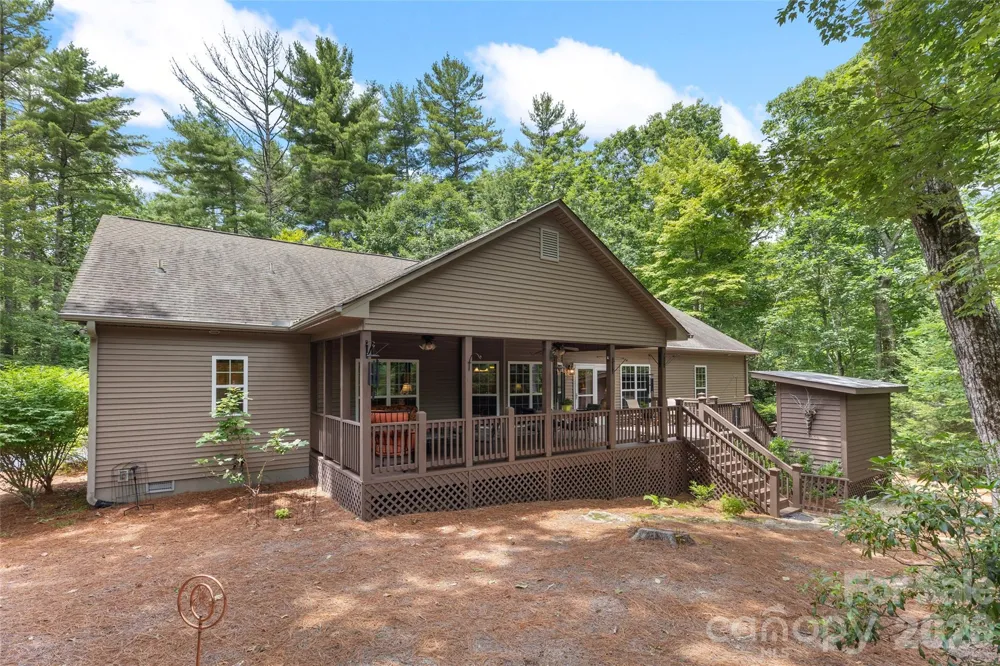 141 Dolly Lane Highlands, NC 28741