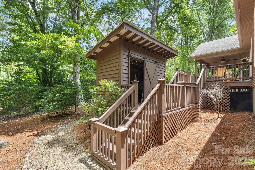 141 Dolly Lane Highlands, NC 28741