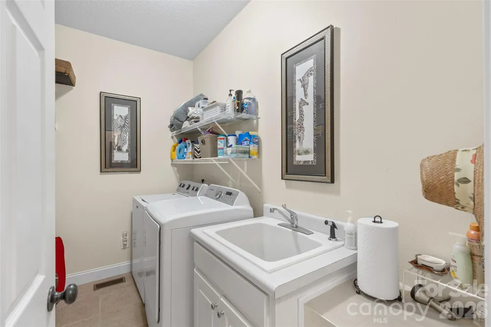 141 Dolly Lane Highlands, NC 28741