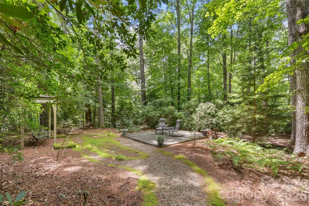141 Dolly Lane Highlands, NC 28741
