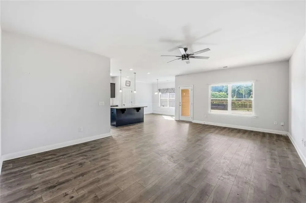 6104 Creekside View Ln Clermont, GA 30527