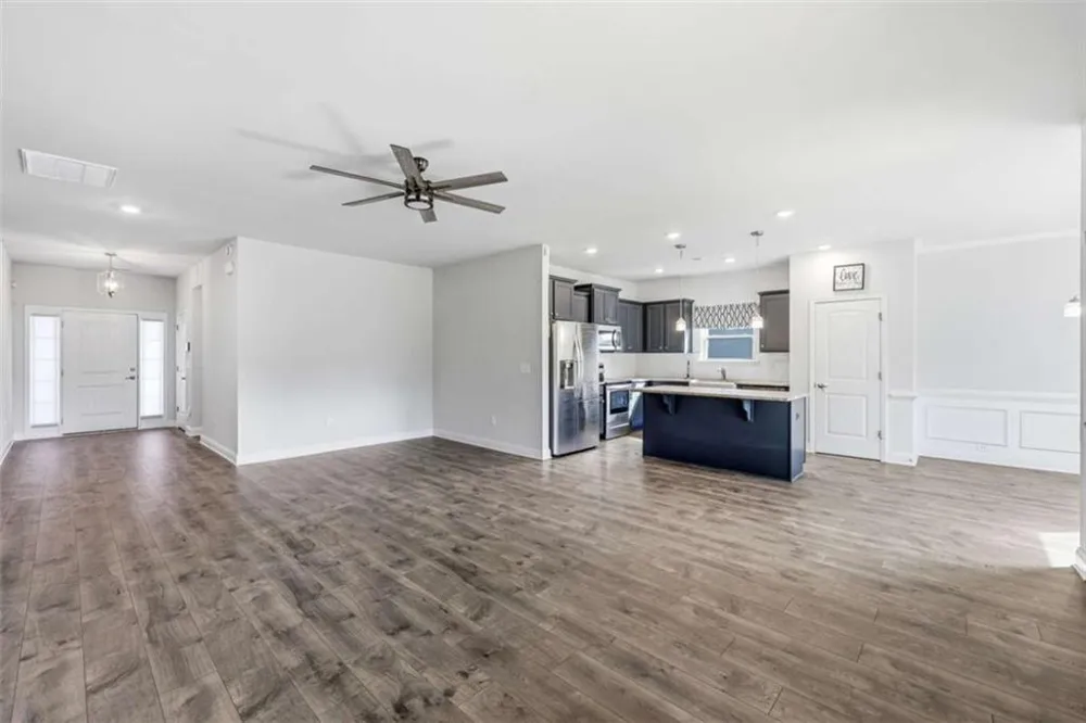6104 Creekside View Ln Clermont, GA 30527