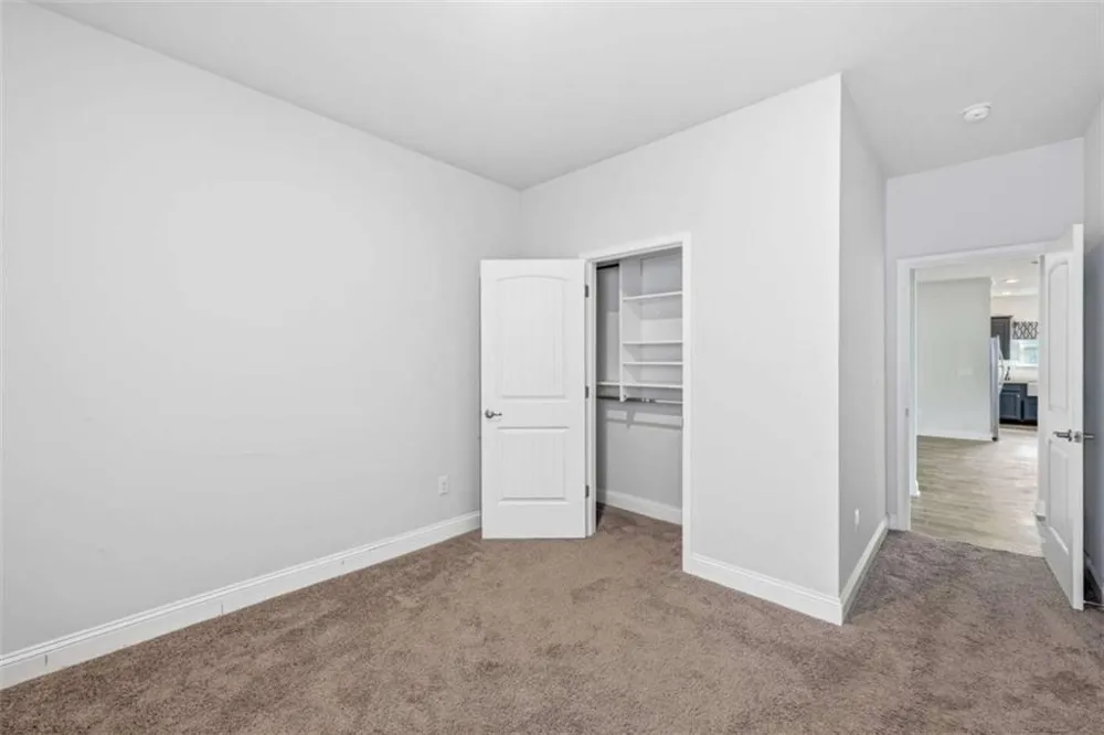 6104 Creekside View Ln Clermont, GA 30527