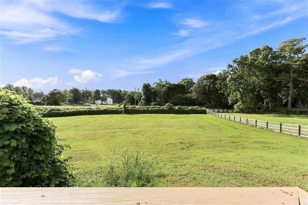 6104 Creekside View Ln Clermont, GA 30527
