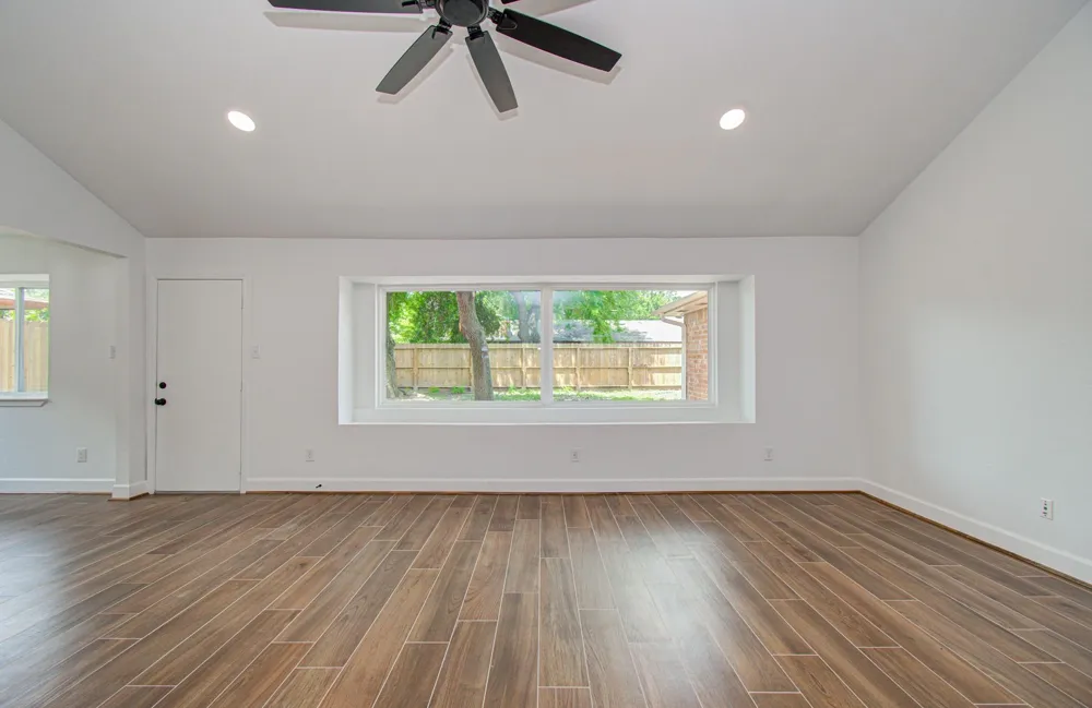 11223 Voltaire Drive Houston, TX 77065