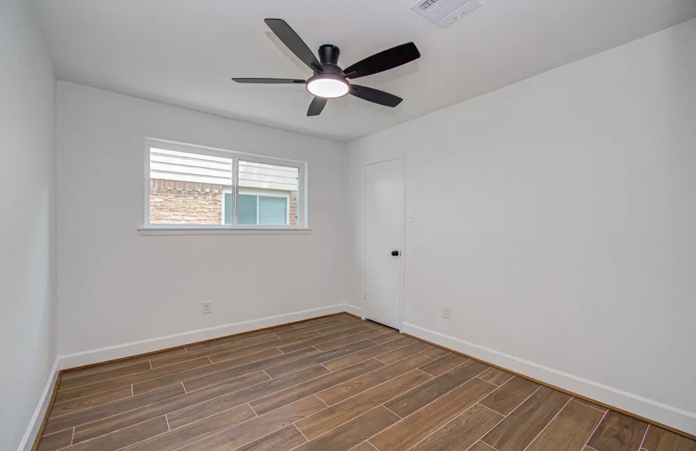11223 Voltaire Drive Houston, TX 77065