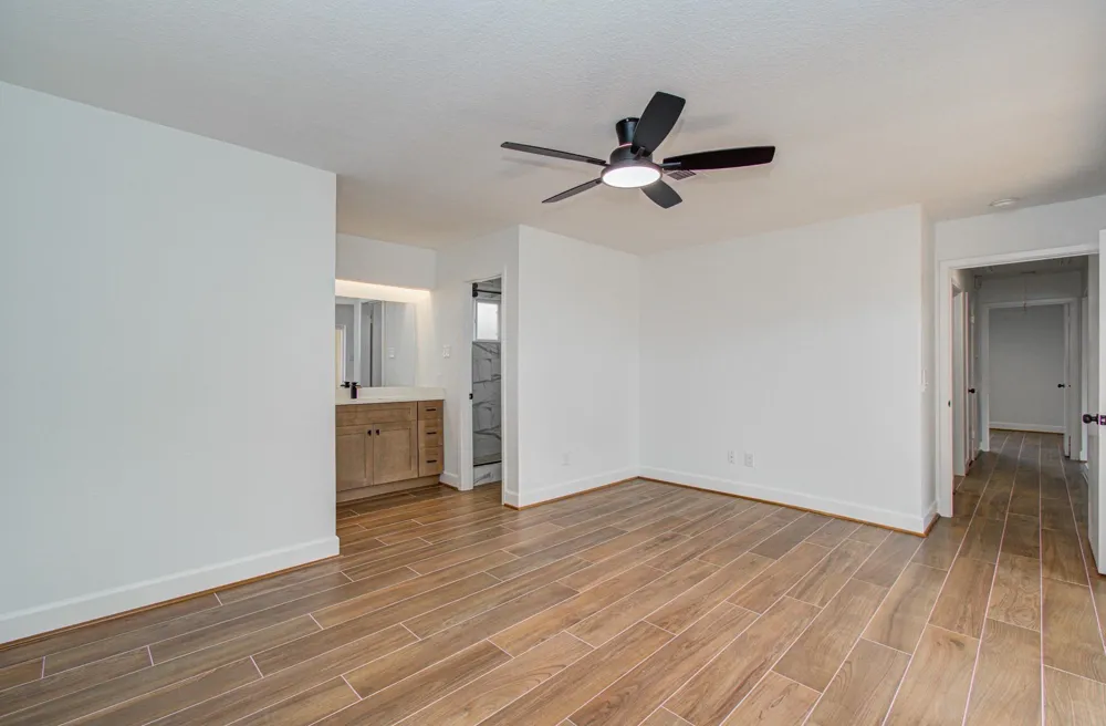 11223 Voltaire Drive Houston, TX 77065