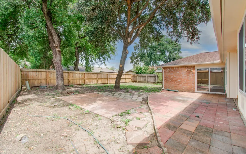 11223 Voltaire Drive Houston, TX 77065