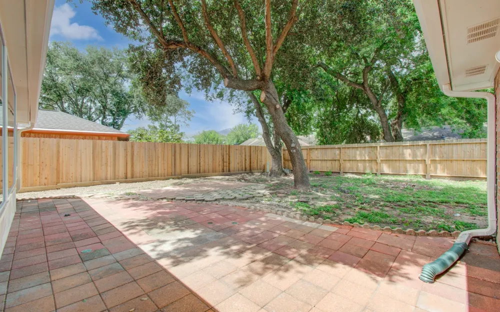 11223 Voltaire Drive Houston, TX 77065
