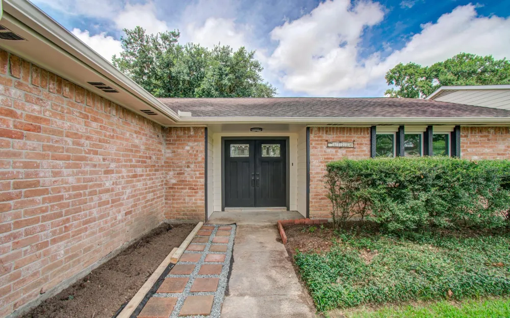 11223 Voltaire Drive Houston, TX 77065