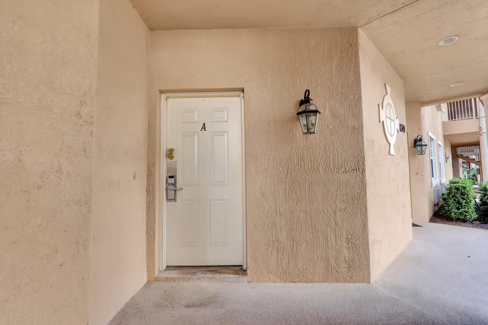8319 Mulligan Circle Port St. Lucie, FL 34986