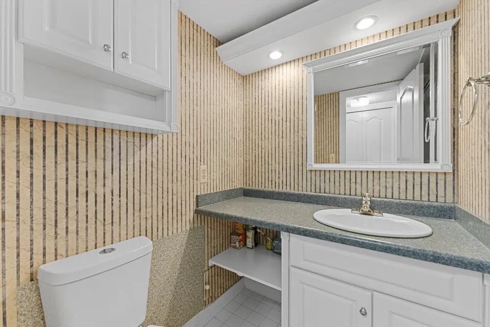 3540 S Ocean Boulevard #604 South Palm Beach, FL 33480