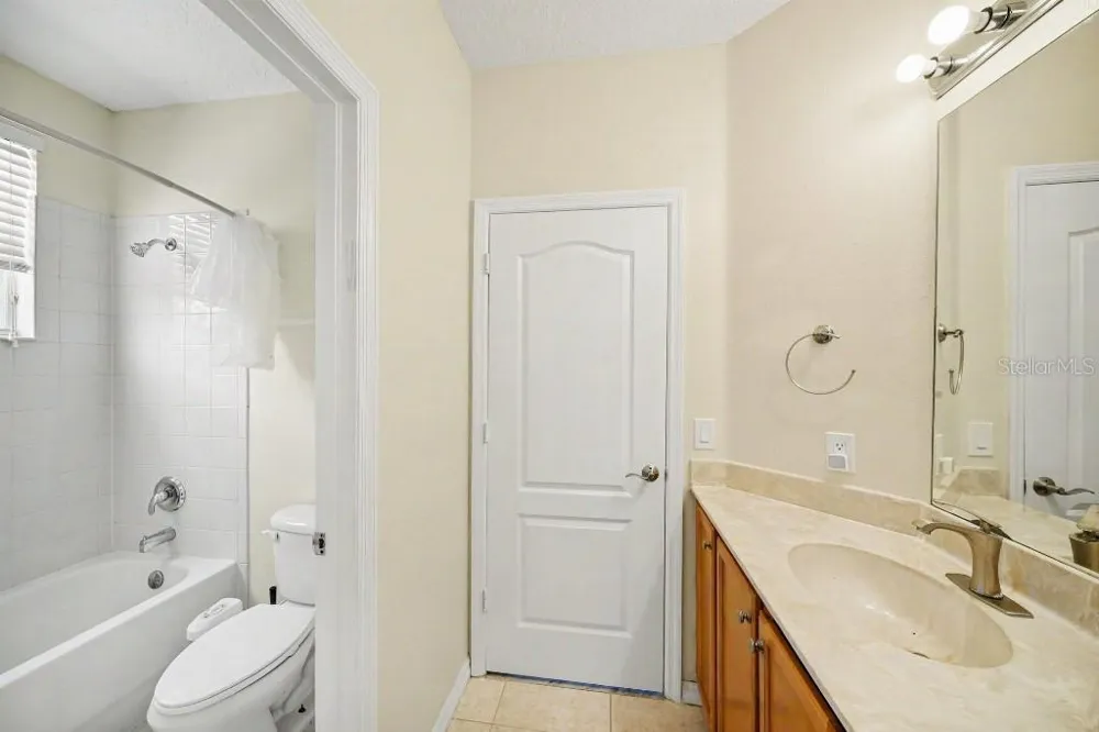 20009 OAKFLOWER AVENUE Tampa, FL 33647