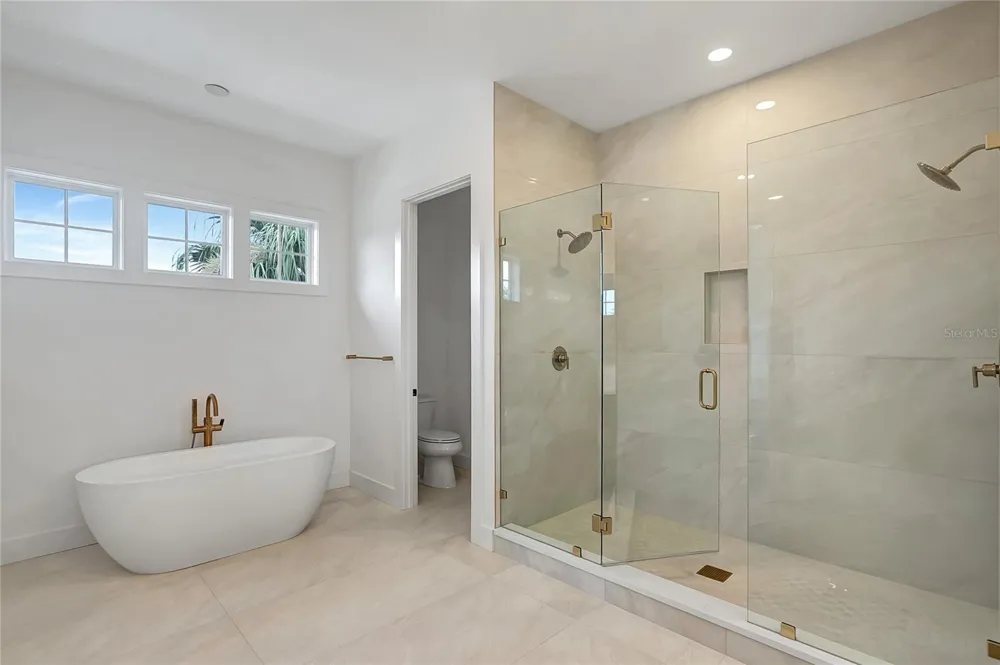 206 CHIPPEWA AVENUE Tampa, FL 33606