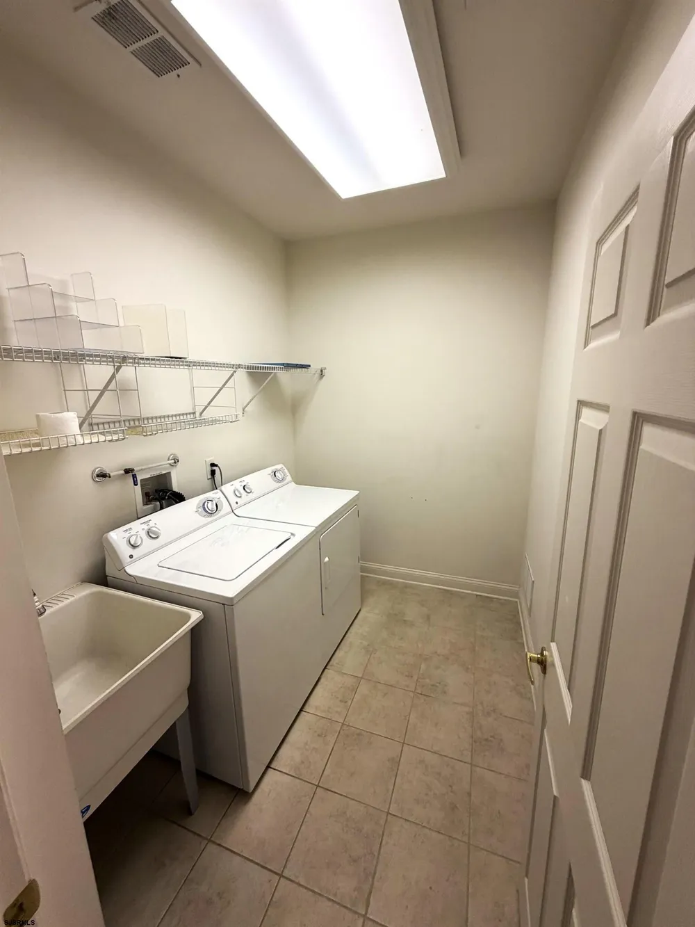308 Osprey Ct Cape May Court House, NJ 08210