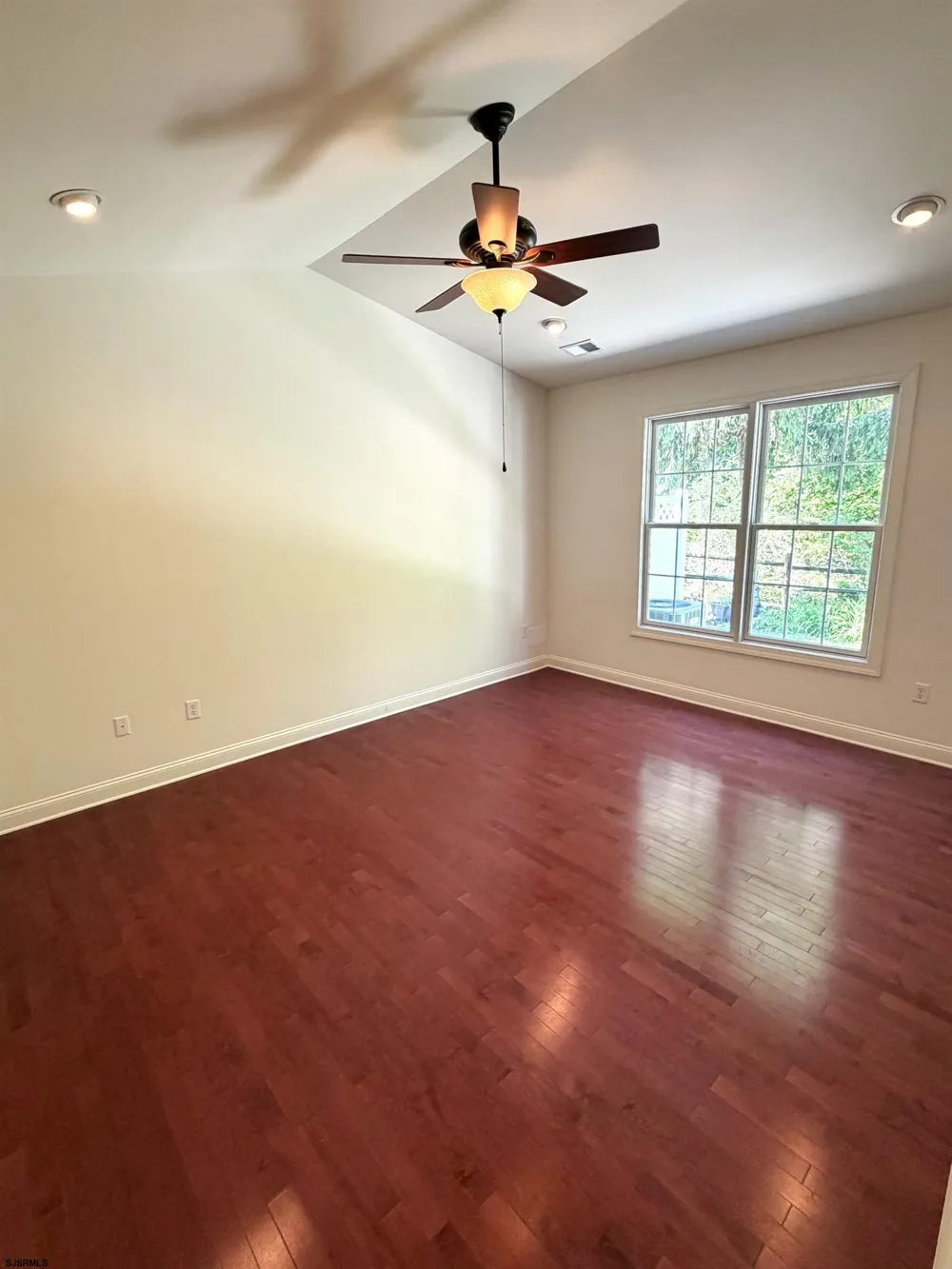 308 Osprey Ct Cape May Court House, NJ 08210