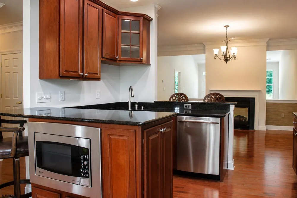 308 Osprey Ct Cape May Court House, NJ 08210