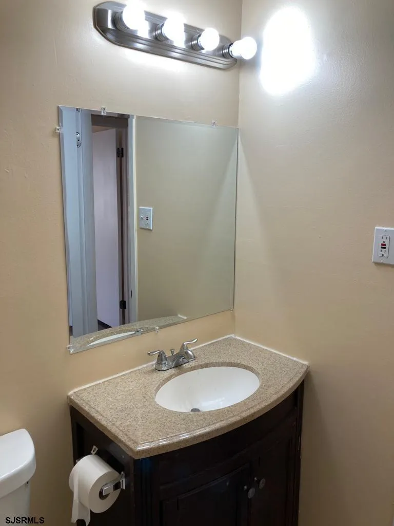 720 S New Road Absecon, NJ 08201
