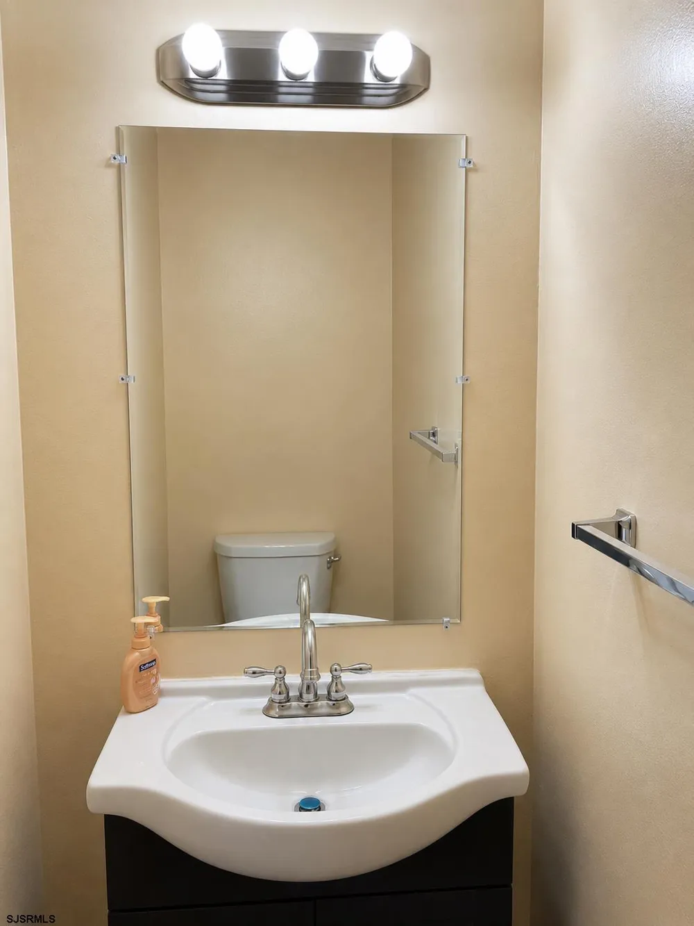 720 S New Road Absecon, NJ 08201