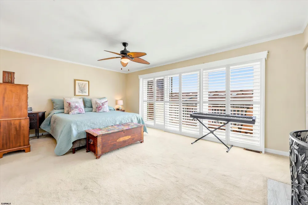 710 Harbour Cv Somers Point, NJ 08244
