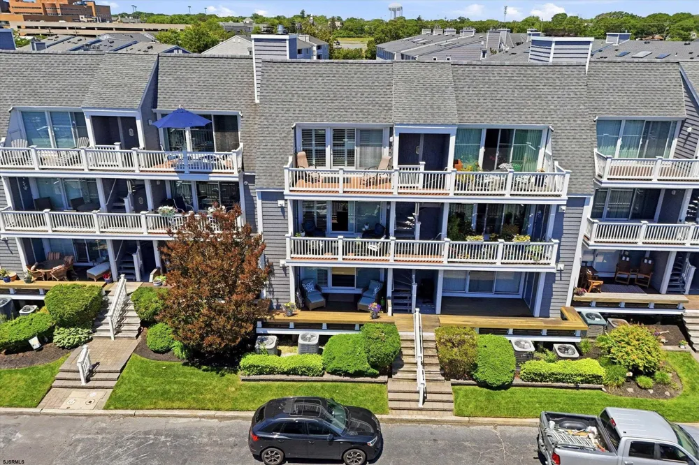 710 Harbour Cv Somers Point, NJ 08244