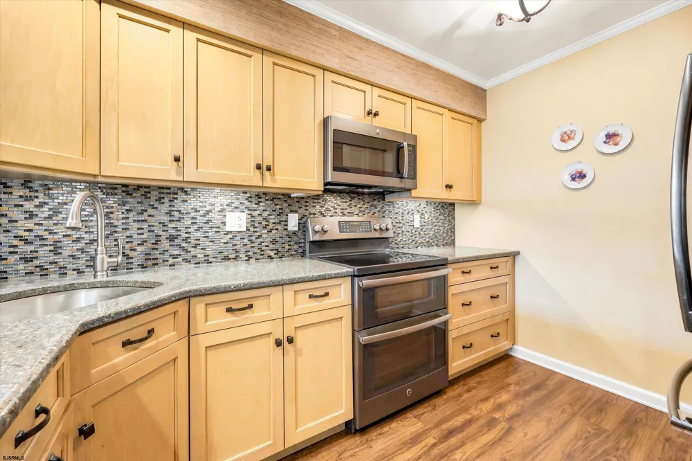 710 Harbour Cv Somers Point, NJ 08244