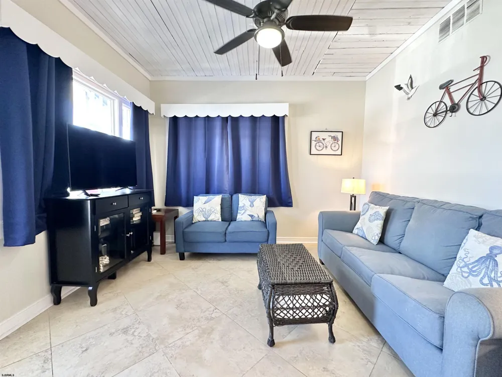 148 E Burk Ave Wildwood, NJ 08260