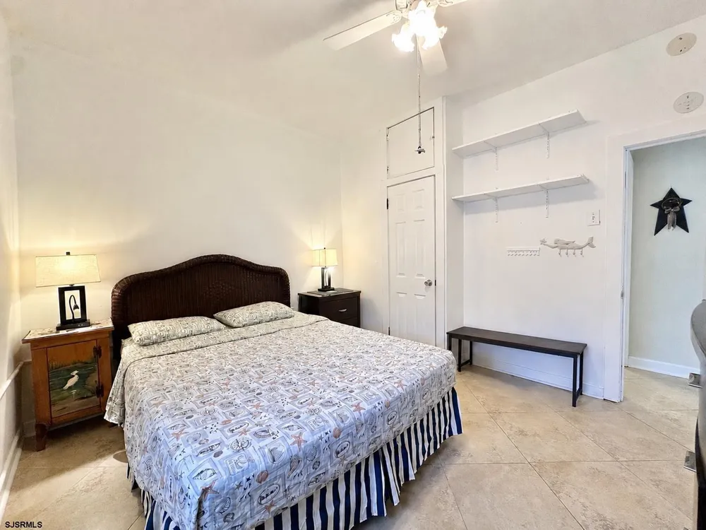 148 E Burk Ave Wildwood, NJ 08260