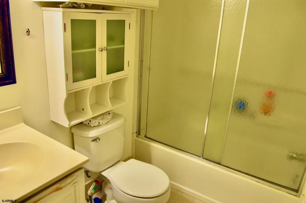 4738 Andorea Dr#180 Mays Landing, NJ 08330