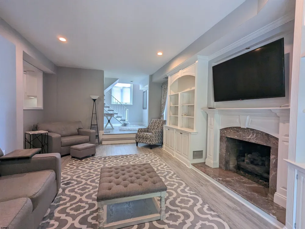 18 Greate Bay Somers Point, NJ 08244