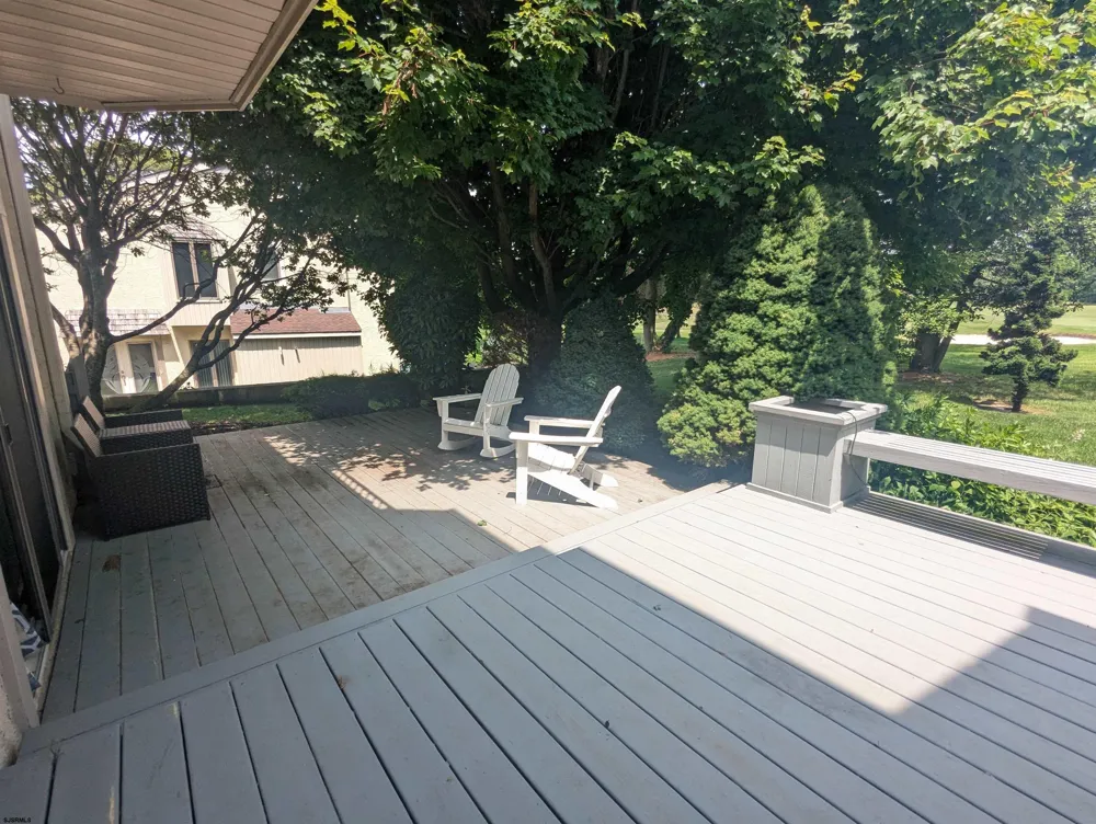18 Greate Bay Somers Point, NJ 08244