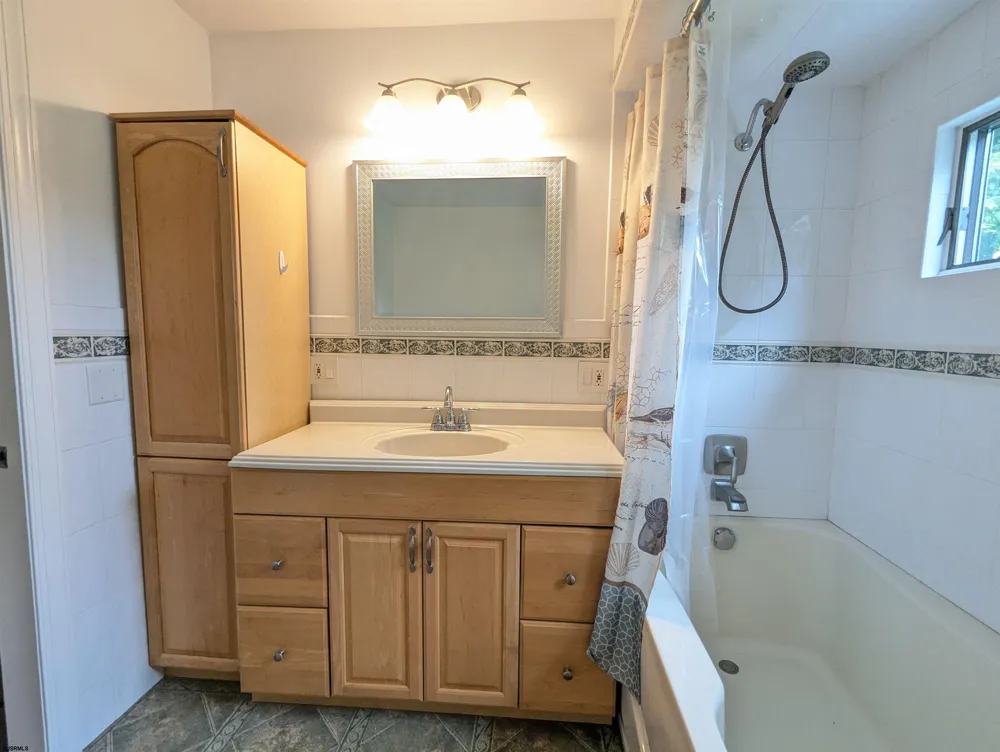 18 Greate Bay Somers Point, NJ 08244