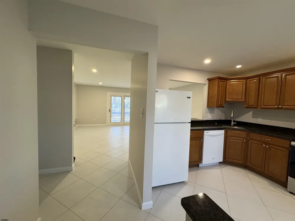 3221 Juniper Ct Mays Landing, NJ 08330