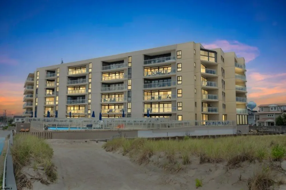 2700 Atlantic Ave Longport, NJ 08403