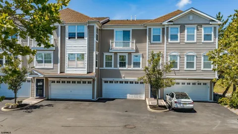 27 Bayside Dr