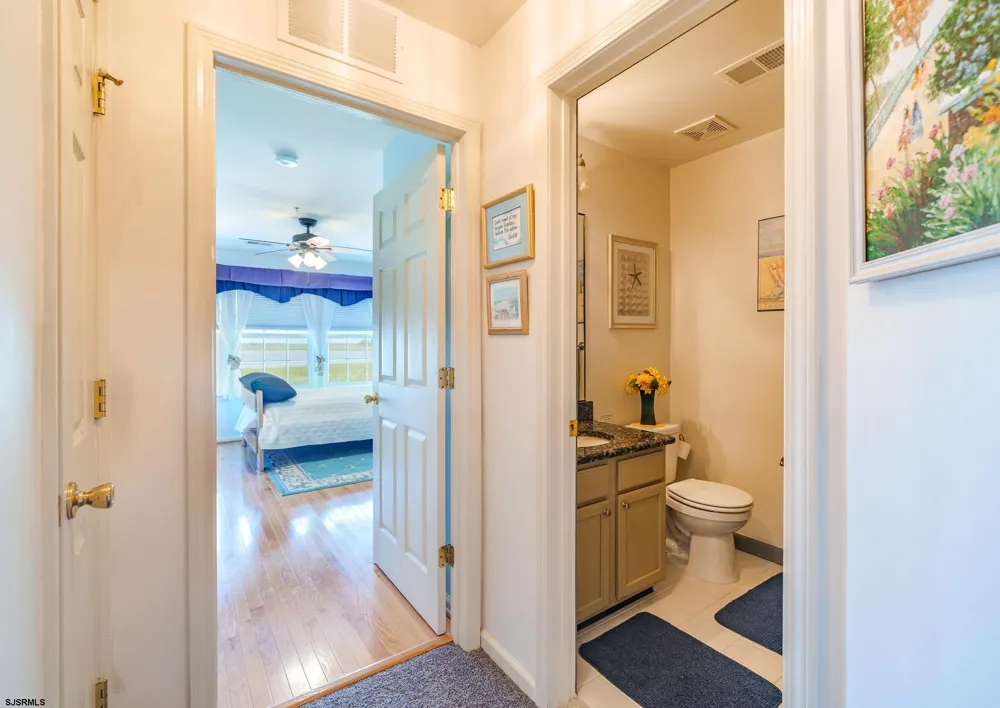 27 Bayside Dr Somers Point, NJ 08244