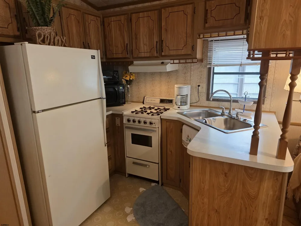 516 Route 9, F-13 Marmora, NJ 08223