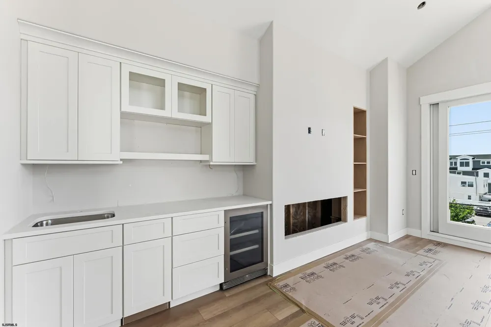4411 Landis Sea Isle City, NJ 08243