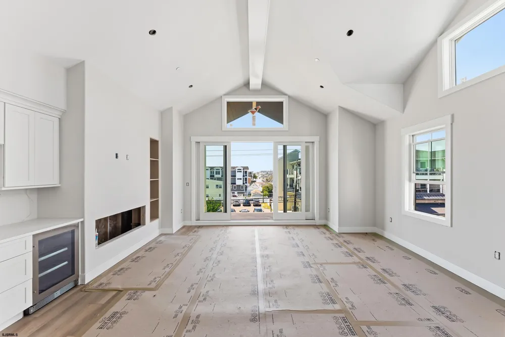 4411 Landis Sea Isle City, NJ 08243