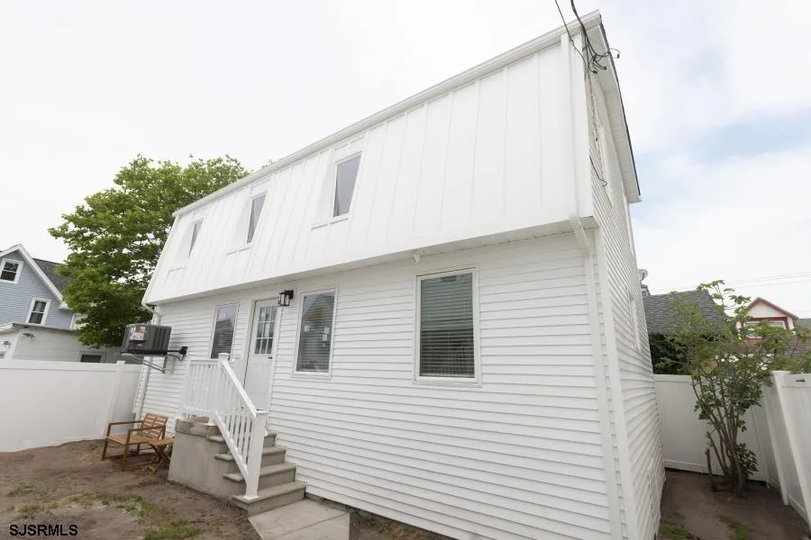 215 E Leaming Ave Wildwood, NJ 08260