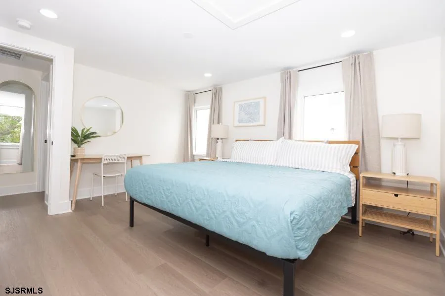 215 E Leaming Ave Wildwood, NJ 08260