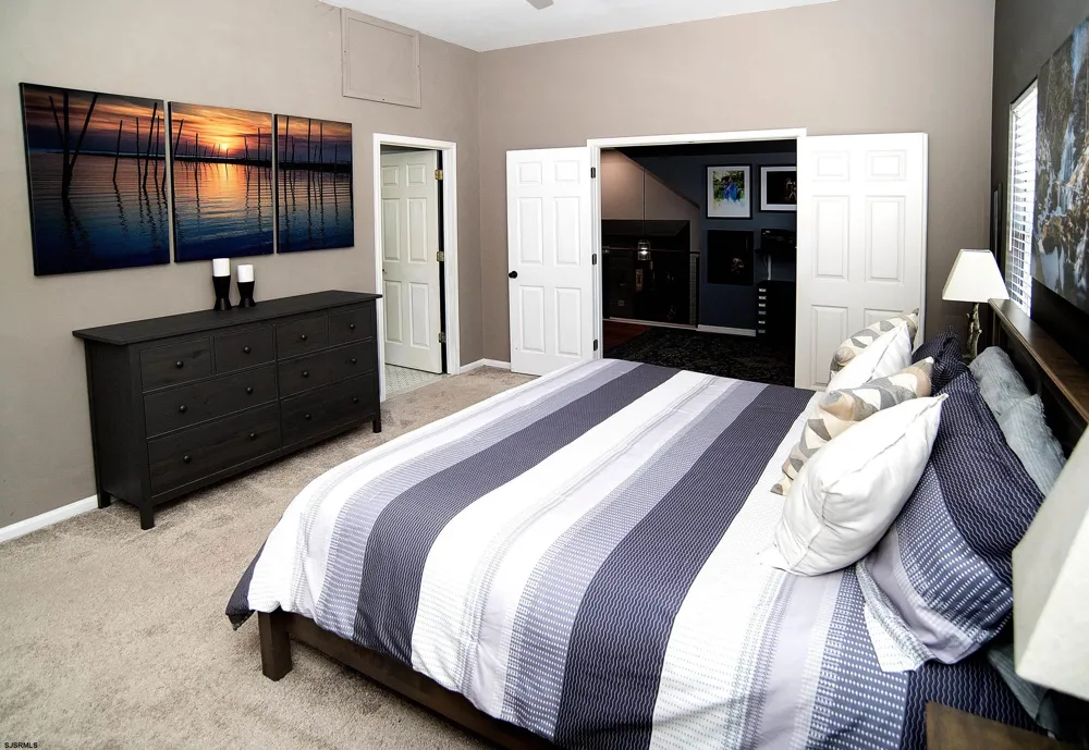 75 E Woodland Ave Absecon, NJ 08201