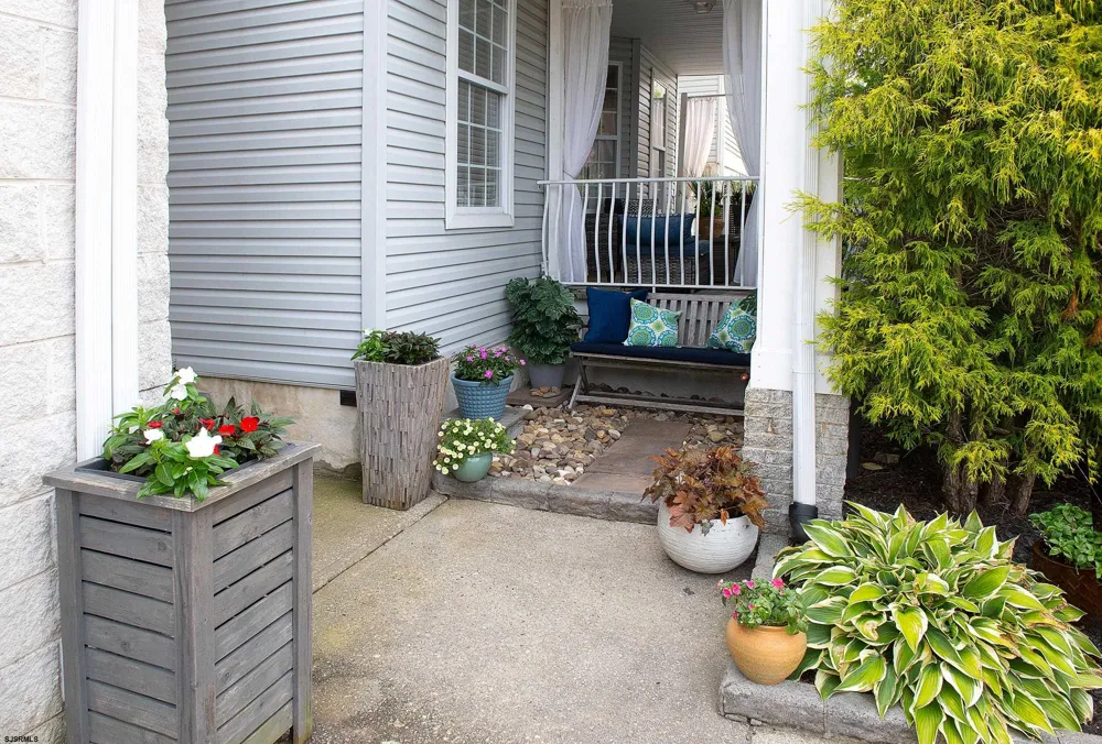 75 E Woodland Ave Absecon, NJ 08201