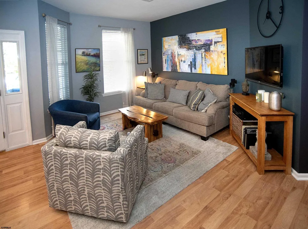 75 E Woodland Ave Absecon, NJ 08201