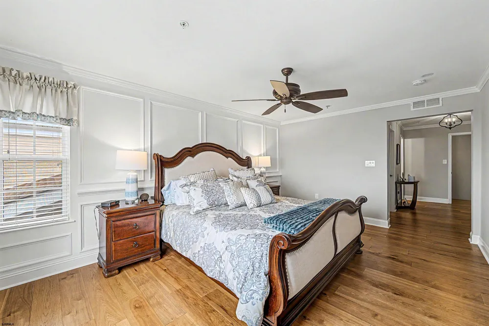 6 Bayside Dr Somers Point, NJ 08244