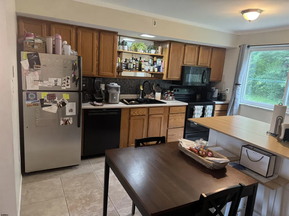 10 Toni Lynn Ct Hammonton, NJ 08037