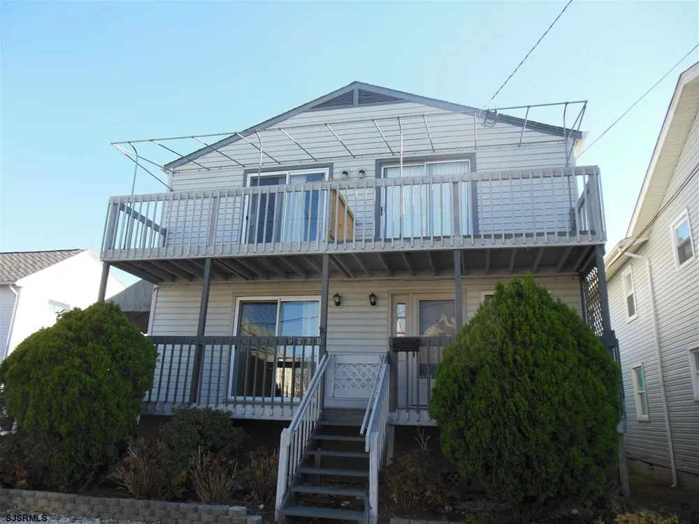 9720 Winchester Ave Margate, NJ 08402