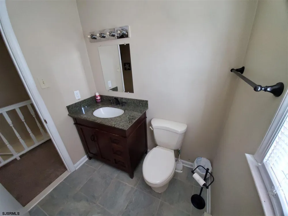 9720 Winchester Ave Margate, NJ 08402