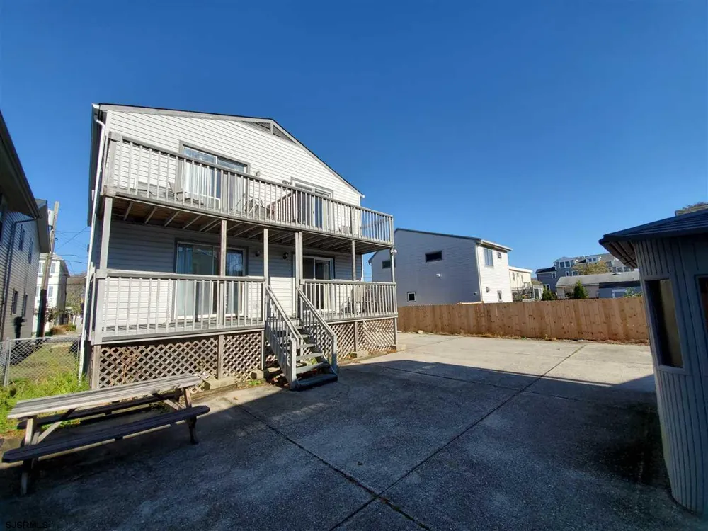 9720 Winchester Ave Margate, NJ 08402