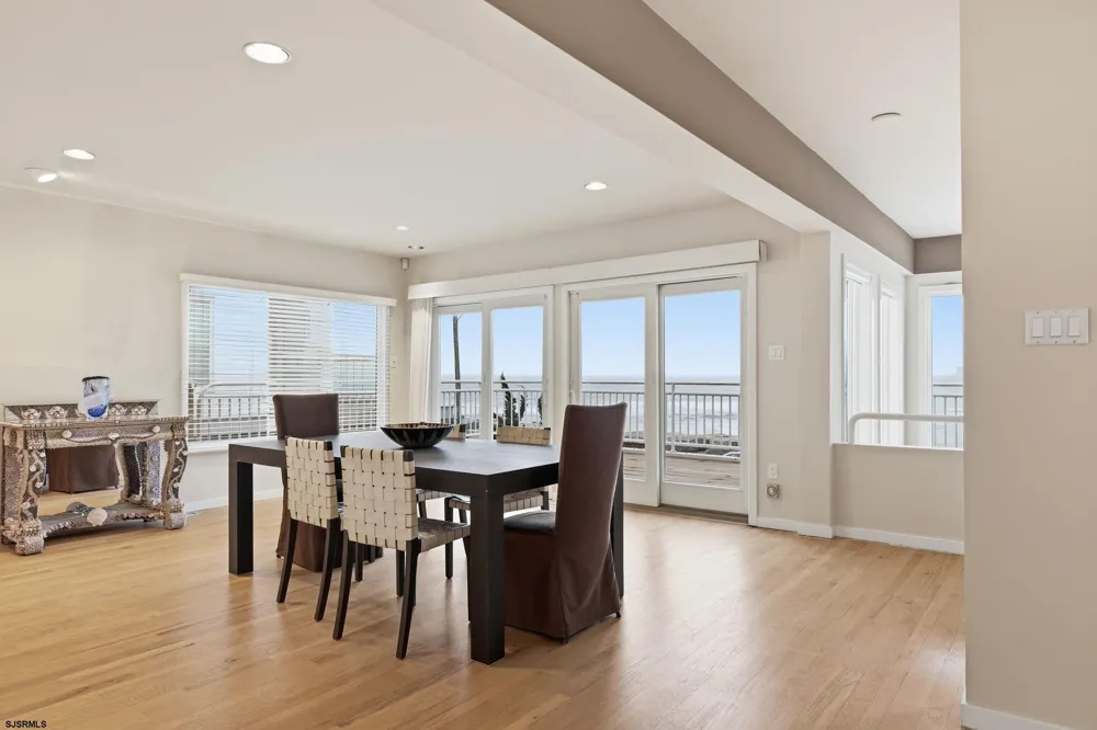 119 S 11th Ave Longport, NJ 08403